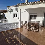 펜션 Casa Leonardo 데니아
