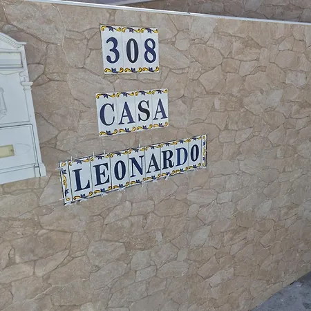 別荘 Casa Leonardo デニア