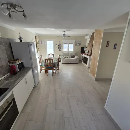 Casa Leonardo Tatil Evi Denia